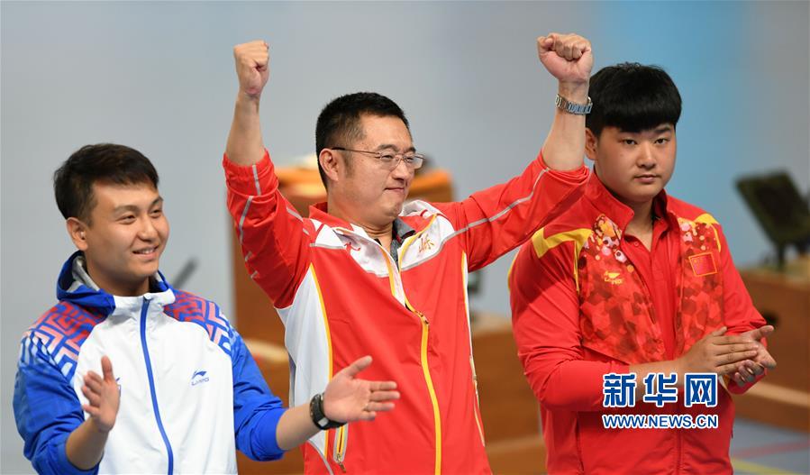 (全運會(huì ))(1)射擊——男子10米氣手槍個(gè)人決賽:譚宗亮奪冠